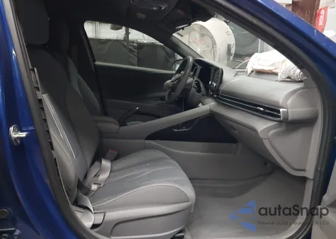 2023 Hyundai Elantra Sel z USA, uszkodzony, nr VIN 5NPLM4AG5PH103674